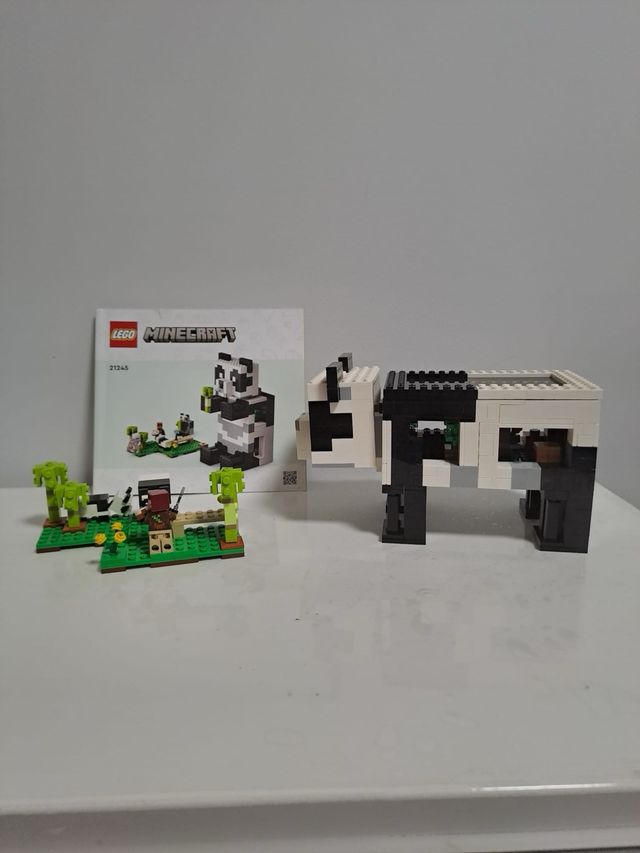 LEGO Minecraft Refugio del Panda 21245