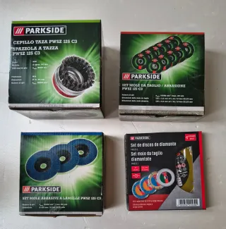 Set 4 scatole accessori Parkside per smerigliatric
