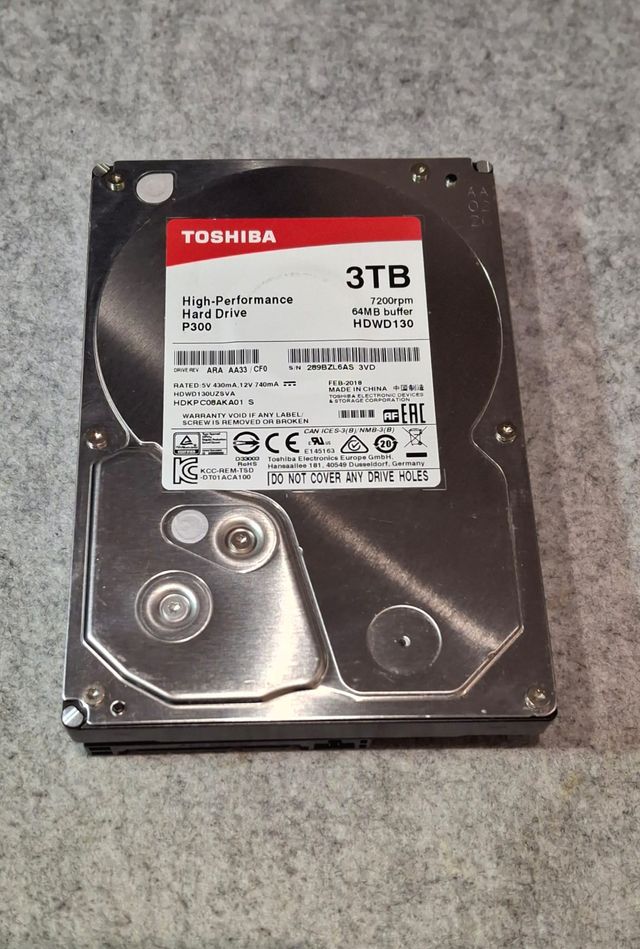 Disco Duro Toshiba P300 3TB 7200rpm HDWD130