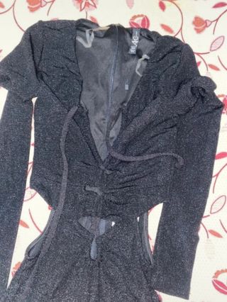 Mono brillante negro