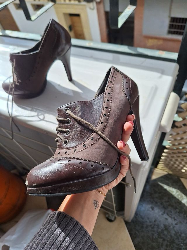 Botín tacón alto DOSPIES marrón