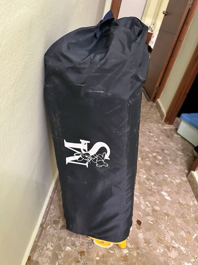 Cuna de viaje plegable