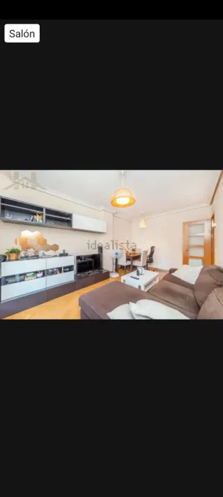 AMPLIO PISO EN EL CENTRO DE CANDELEDA AMUEBLADO