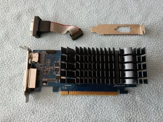 Tarjeta Gráfica Asus GL210 1GB