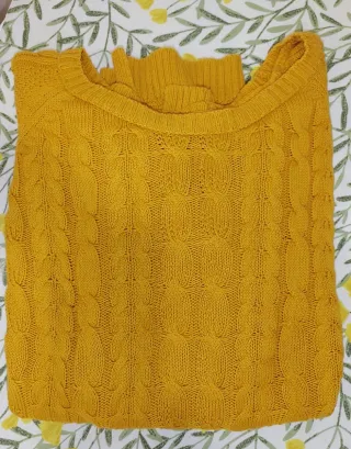 Jersey Stradivarius mostaza trenzado