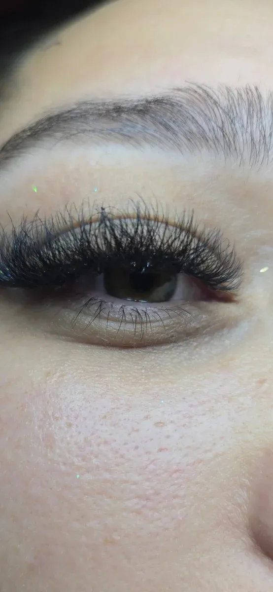 Extensiones de pestañas