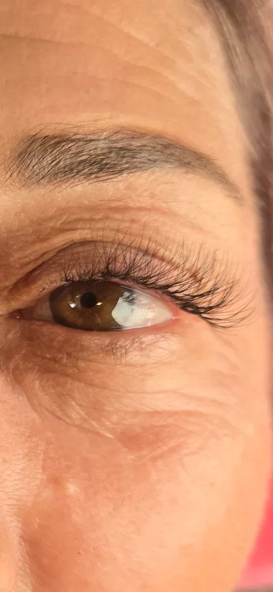 Extensiones de pestañas