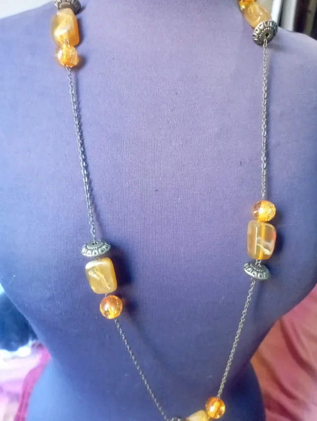 Collana lunga vintage 80 bronzo resina color ambra