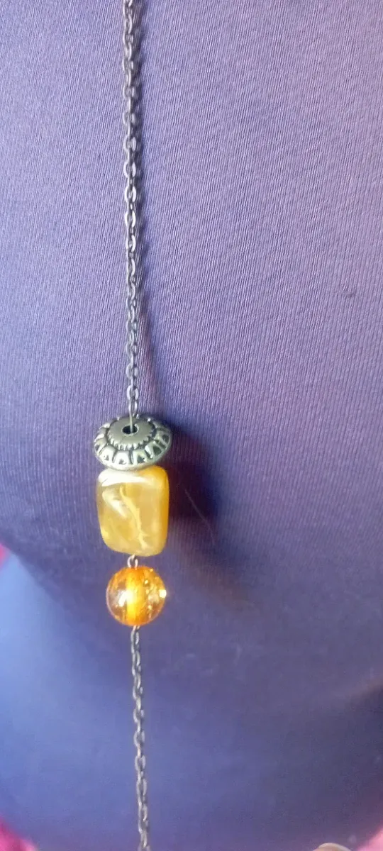 Collana lunga vintage 80 bronzo resina color ambra
