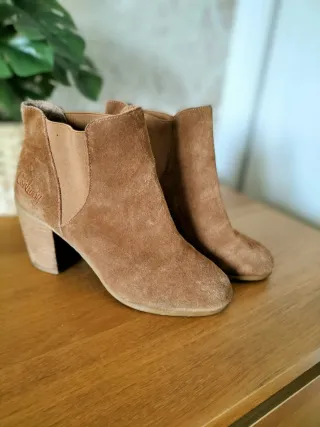 Botín serraje Coolway marrón