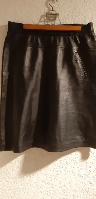 Falda de piel auténtica negra⁰