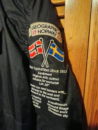 Abrigo Geographical Norway Negro