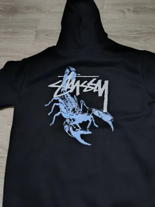 Sweatshirt Stussy Preta