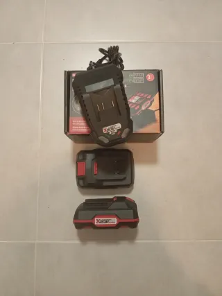 Parkside 2 Baterías y Cargador 20V nuevos