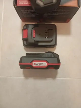 Parkside 2 Baterías y Cargador 20V nuevos
