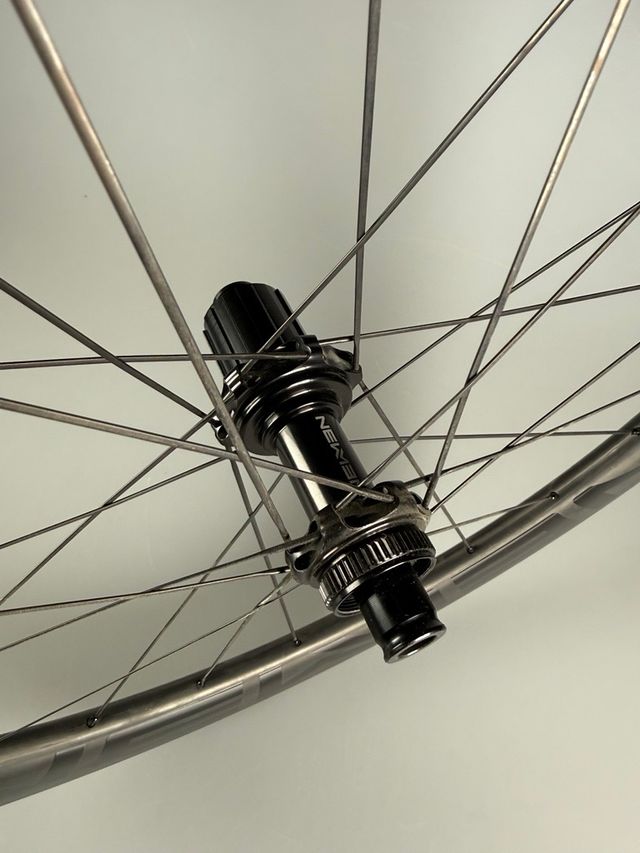 Ruedas Newmen Carbono Perfil