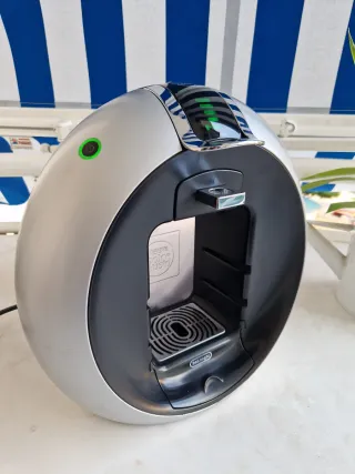 Cafetera Dolce Gusto Plata/Negra