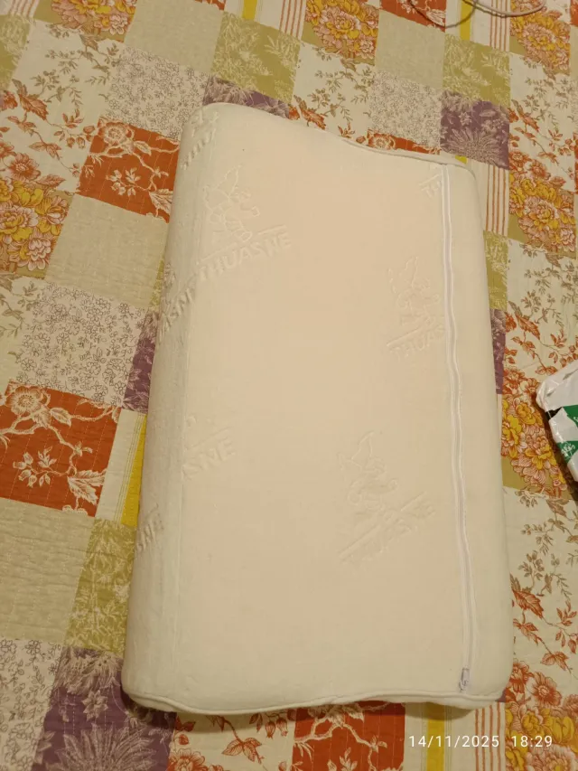 Almohada cervical viscoelástica 50x35