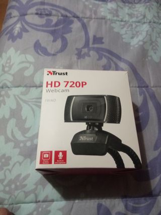 Webcam TRUST HD 720p con micrófono TRINO con sopor