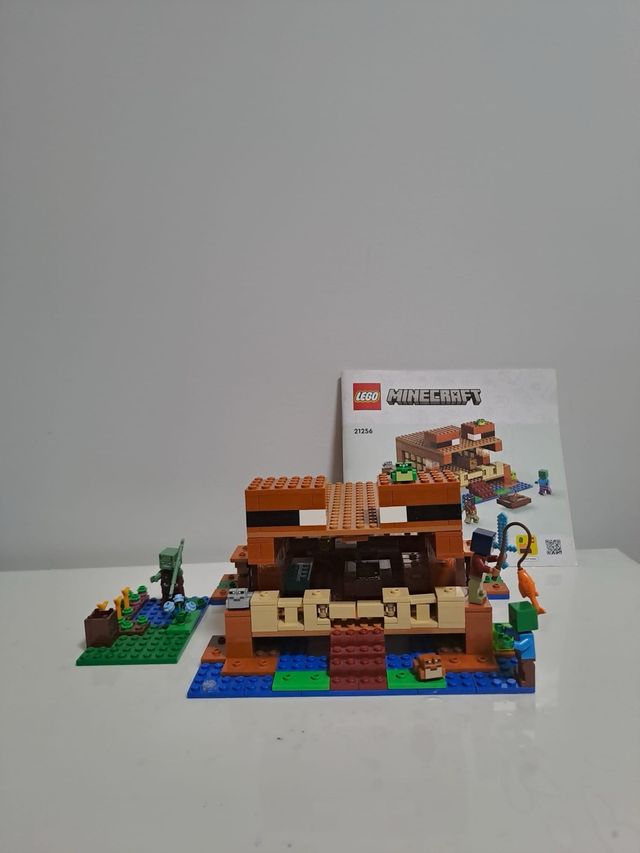 Lego Minecraft Casa Rana 21254