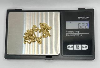 Cadena Singapour de oro de 18k, 6.22 g, 55 cm.