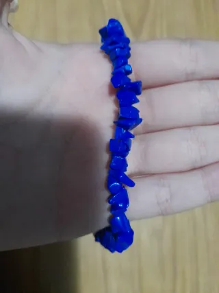 REGALO ,Pulsera de piedras azules.