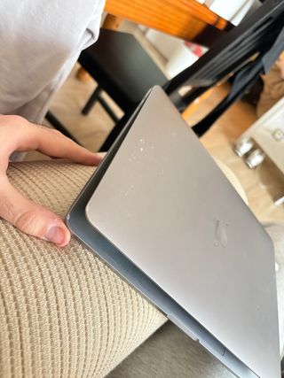 MacBook Pro 13” 2019 – i7 / 16GB RAM – Oportunidad