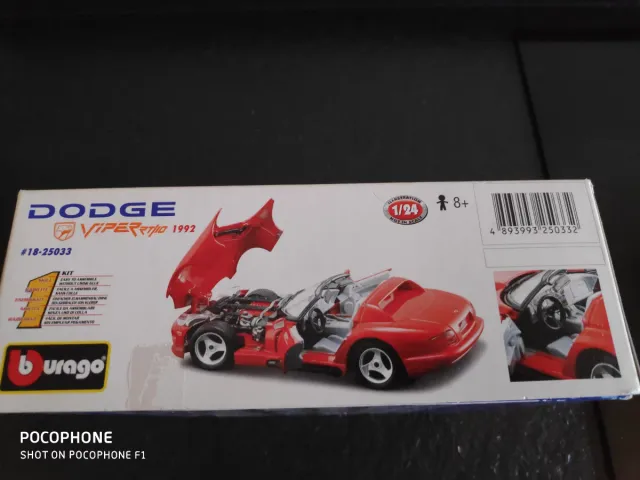 Maqueta Burago, esc 1/24.