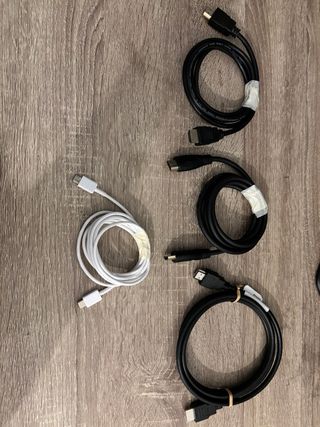 Lote Cables HDMI y USB-C
