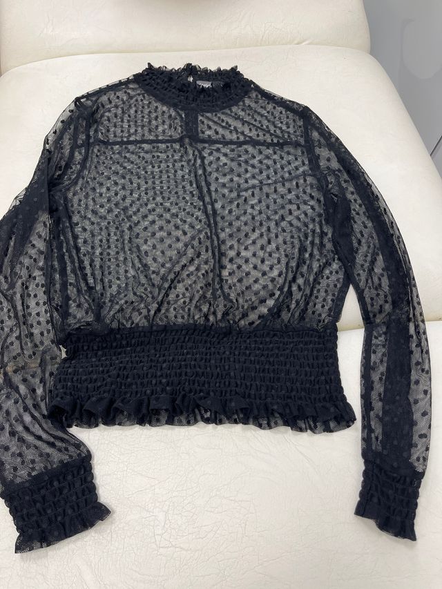 Blusa negra transparencias talla única