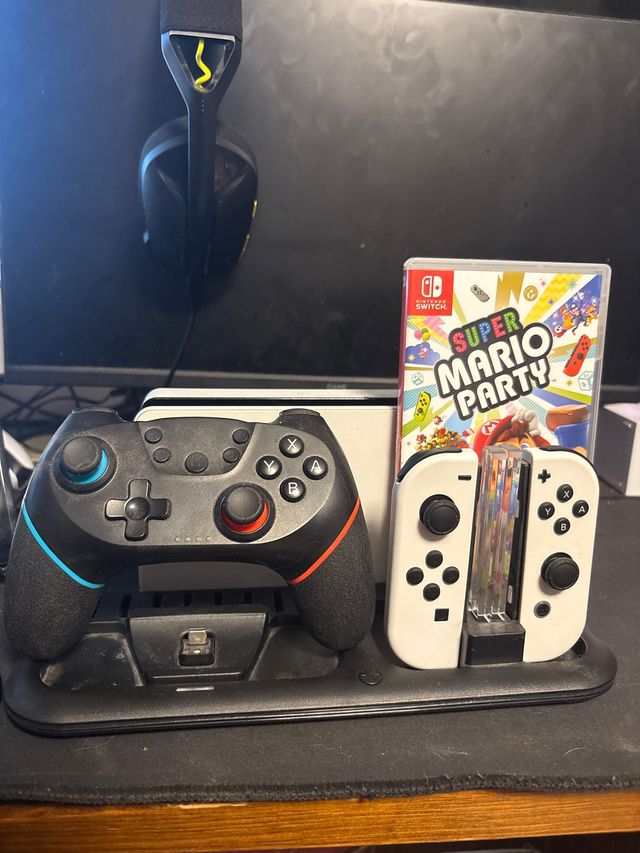 Nintendo Switch OLED Nueva en Garantía