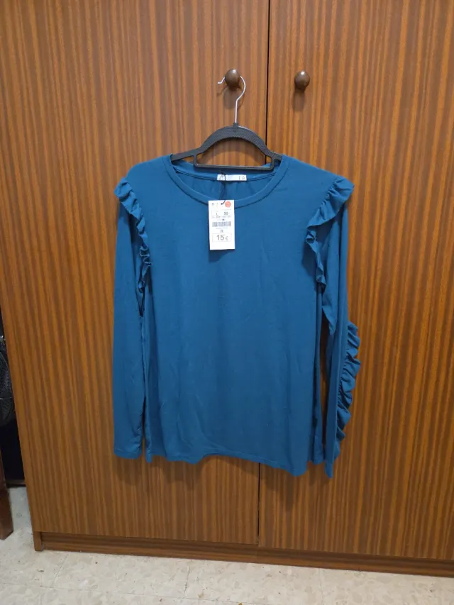 Blusa azul com babados Tamanho XL