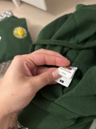 Ropa Peña Lacasetes Verde y Morado