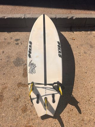 Tabla de surf Pukas INNCA 5'9