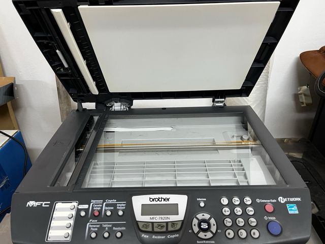Impresora multifunción Brother MFC-7820N