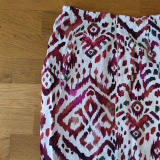 Falda estampada Zara