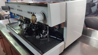 Cafetera Industrial Gaggia Vetro 3 Grupos SEGUNDA