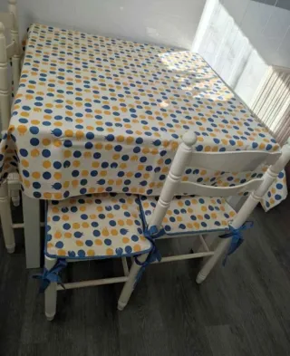 Mantel, fundas cojín y tapetes