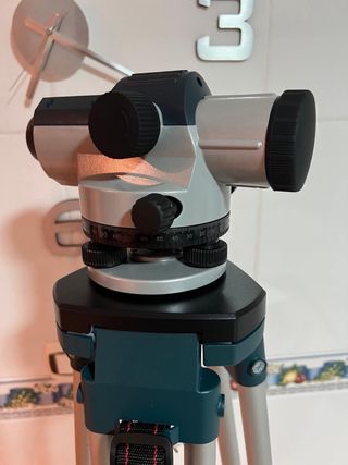 Nivel Óptico Bosch GOL 32 D Profesional