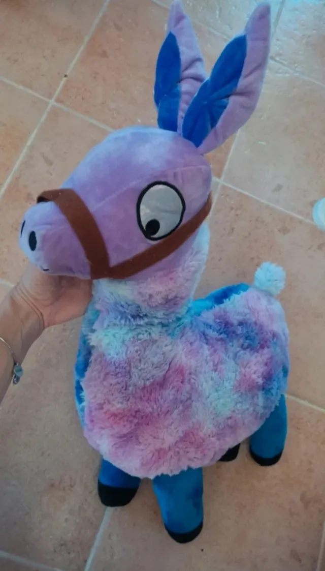 Peluche Fortnite Llama Morada y Azul