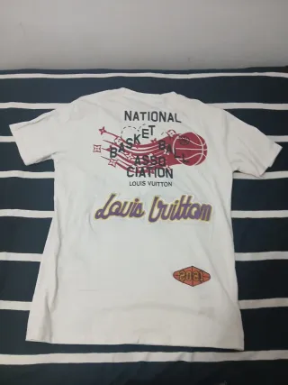 Camiseta Louis Vuitton x NBA