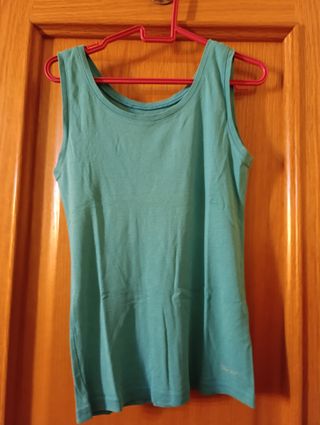 Camiseta tirantes color azulado