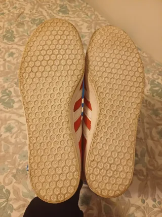 Adidas Gazelle 85 Rojo