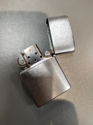 Zippo Classico