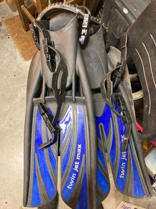 Aletas SCUBAPRO Twin Jet Max