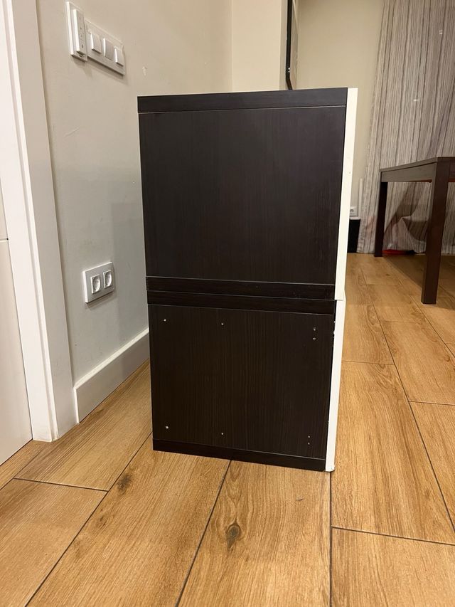 Armario modular Ikea-besta blanco y negro