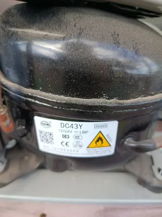 Nevera 12v compresor ( para reparar)
