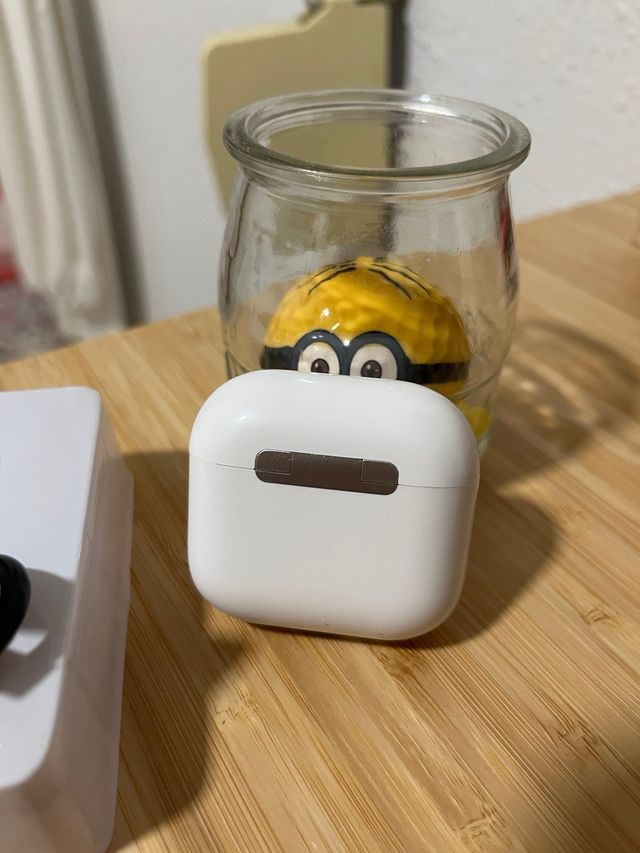 Auriculares inalámbricos tipo AirPods  – Nuevos