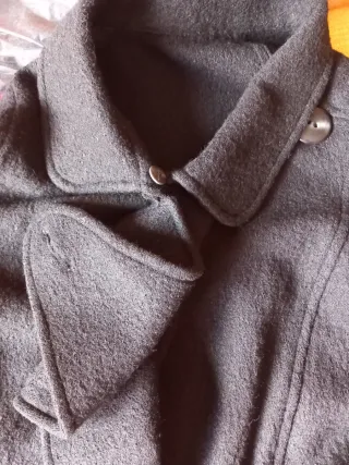 Capa de lana negra talla única