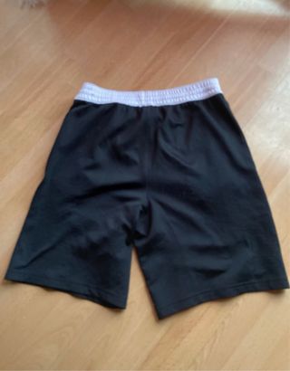 Pantalones cortos Nike negros y rojos
